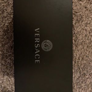 Versace Men Barocco Istante Laced Sneakers.